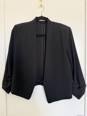 Aritzia Black Open-Front Collarless Women's Blazer